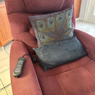 POWER LIFT RECLINER