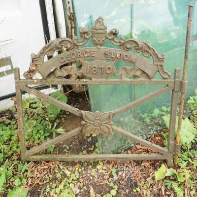 1259	ANTIQUE CAST IRON GATE MARKED *GEORGE BROOM 1870*, APPROXIMATELY 33 IN X 34 IN H
