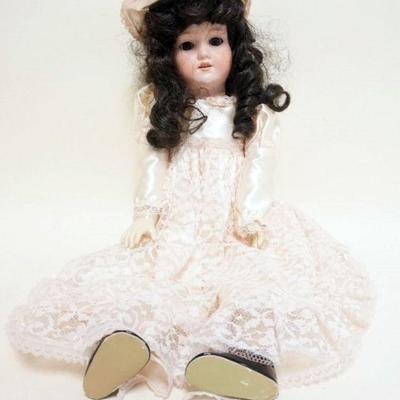 1131	ARMAND MARCELL #390 GERMAN BISUQE HEAD DOLL
