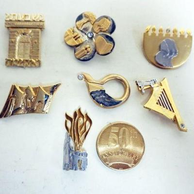 1171	ASSORTED GROUP OF DESINGER JEWISH PINS, LARGEST APPROXIMATELY 2 1/2 IN. SIGNED BY DESIGNERS INCLUDING M. KATZ
