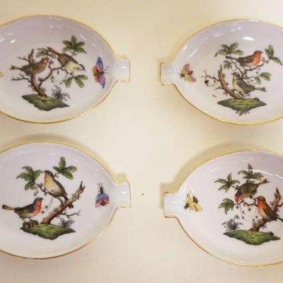 1027	HEREND HAND PAINTED PORCELAIN *ROTHSCHILD* ASH TRAYS, GROUP OF 4
