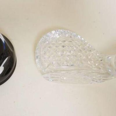 1060	WATERFORD CRYSTAL GOLF CLUB & BACCARAT SULFIDE PAPERWEIGHT, JEAN-JACQUES ROUSSEAU
