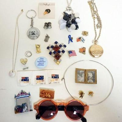 1183	ASSORTED JEWELRY GROUP INCLUDING PINS, LOCKET, PERRY ELLIS SUN GLASSES, SCASSI GEMSTONE PIN MISSING STONE AND MORE
