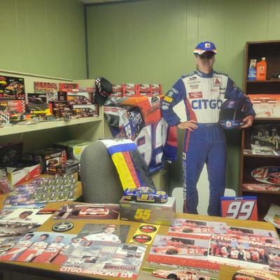 Lots of Citgo, Texaco, Oxy, and Getty.