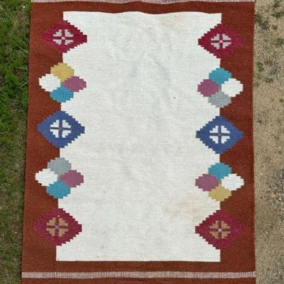 Beautiful Handwoven Tribal Pattern Rug
