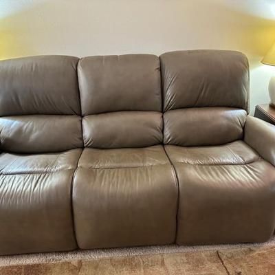 Power recliner $399