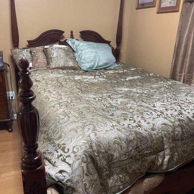 Queen Bed