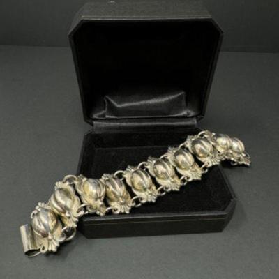 Vintage Mexico Coffee Bean Silver Bracelet (111.34 grams)