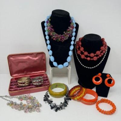 Vintage Retro Costume Jewelry Set w/ Vintage Pink Leather Box	