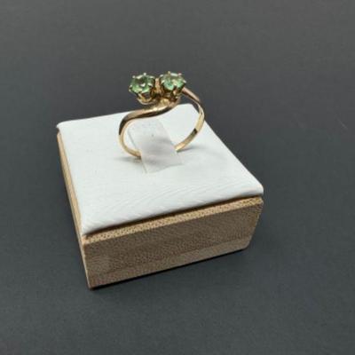 Dainty 10K Gold Ring w/ 2 Green Spinel Stones - 1950s/60s (1.31 grams)	