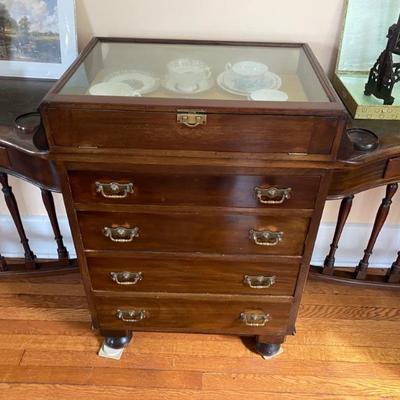 Estate Sales By Olga in Somerville, NJ