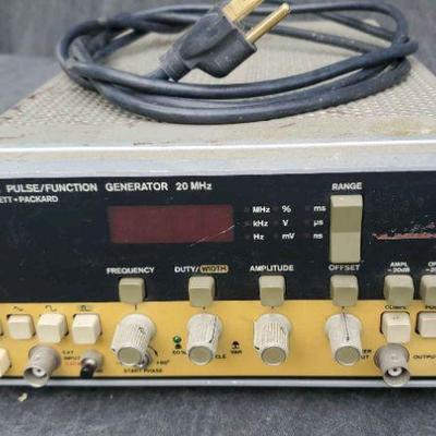 Hewlett Packard 8111A Pulse/Function Generator