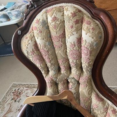 tufted victorian walnut ladies chair