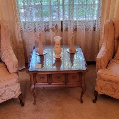 Pair of arm chairs with table