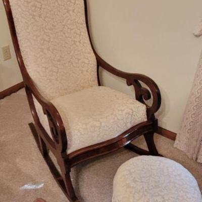 Rocker with foot stool
