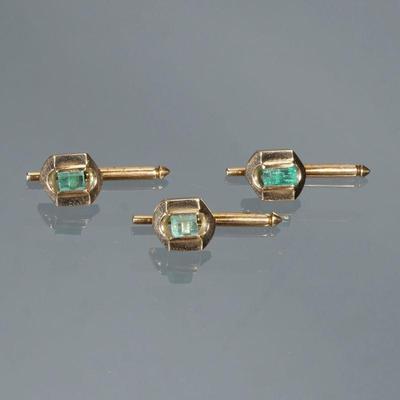 (3pc) EMERALD & 14K GOLD SHIRT STUDS | Three matching shirt studs, each having a central rectangular rough cut emerald (4 x 4 x 4...