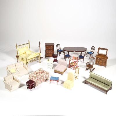 MISC. DOLLHOUSE MINIATURE FURNITURE | A collection of miniature dollhouse furniture, including: a brass bed, a double pedestal extension...