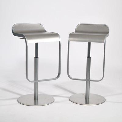 (2pc) PAIR MCM LAPALMA STOOLS | Metal / stainless steel LaPalma LEM piston height adjustable bar stools with swiveling seats - l. 17 x w....