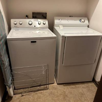 Washer and dryer work and are ready for a new home. 