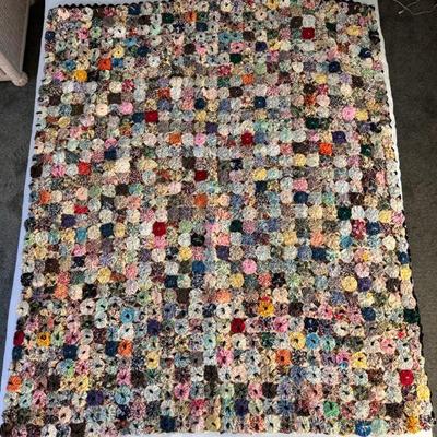 Mini Yo Yo Quilt
