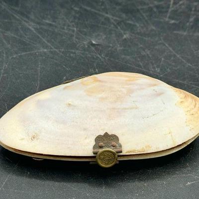 Clamshell Coin Purse
