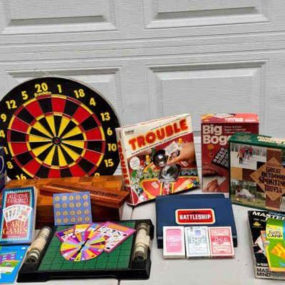 Board Games And Crafts
