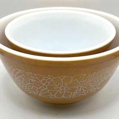 (2) Vintage Nesting PYREX Mixing Bowls Woodland 401 & 402
