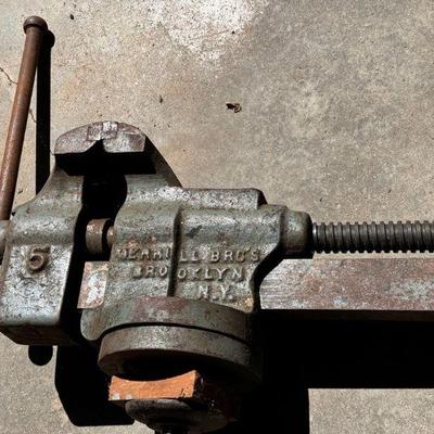 Merrill Bros 22” Vice
