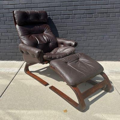 INGMAR RELLING For WESTNOFA Armchair and Ottoman