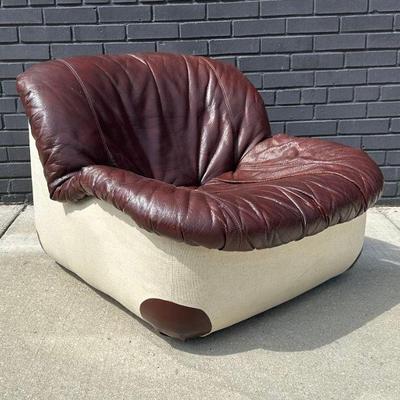 HENNING KORCH "Caprice" Lounge Chair