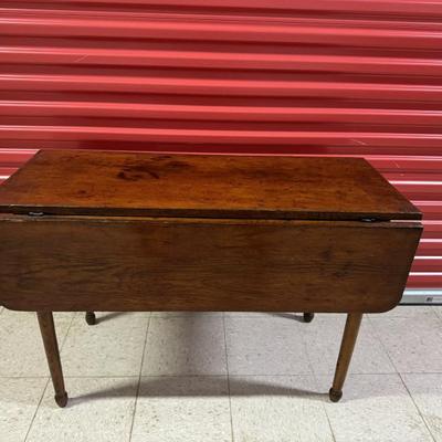Antique pine drop leaf table with one leaf. Square nails date this piece Pre-Civil War era. Could be purposed as a foyer/console/sofa...