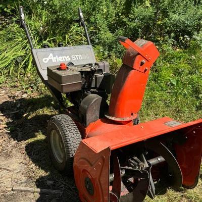 Ariens ST8 24 Snowblower

