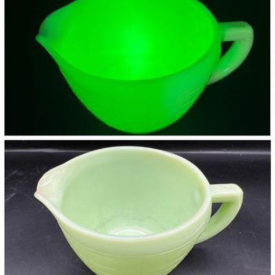Jadeite Jeannette Sunflower Bottom Measuring Cup with Ultraviolet Glow

