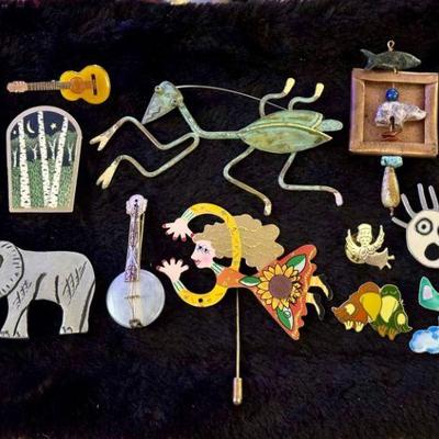 (14) Whimsical Brooches
