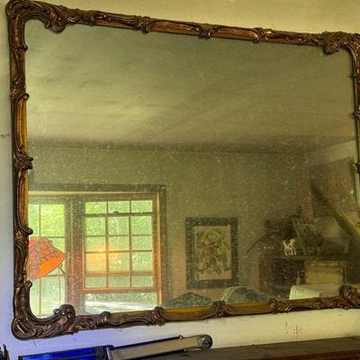 Elegant Gilded Framed Mirror
