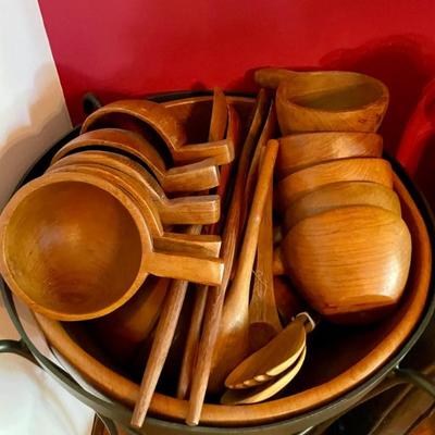 Beautiful Carved Wood bowls, napkin rings all artisan made