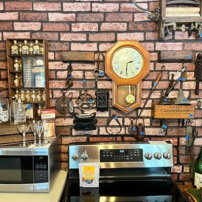 VINTAGE UTINSELS