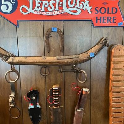 BUCK KNIVES