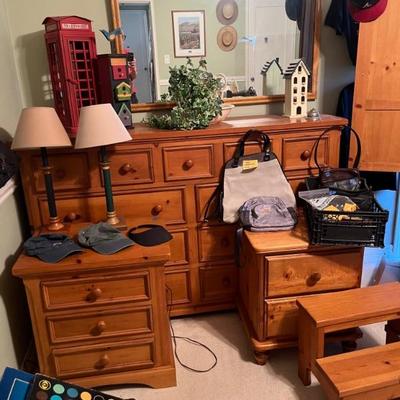 PINE BEDROOM SET
