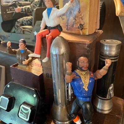 VINTAGE CHARACTERS