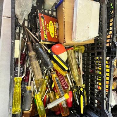 SCREWDRIVERS
