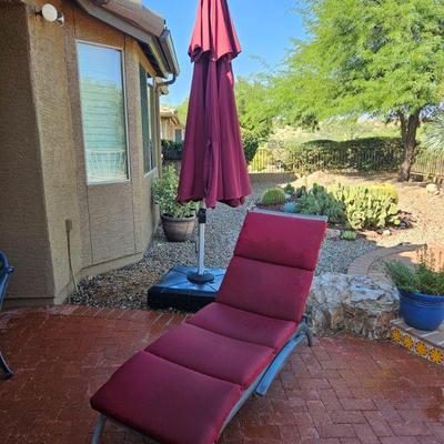 Lounger & Umbrella