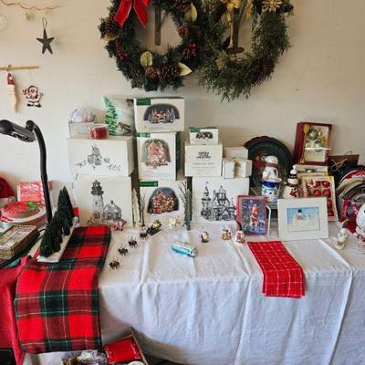 Christmas Decorations, Lots of New In Box Items