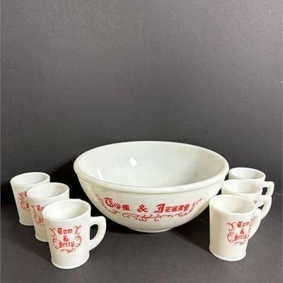 1950’s McKee Hazel Atlas Tom & Jerry Eggnog Service Set .jpg