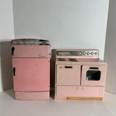1950's Wolverine Fridge & Nassau Stove Tin Toys .jpg