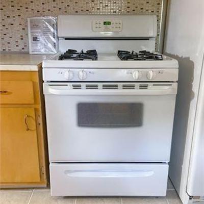 Tappan Gas Stove .jpg