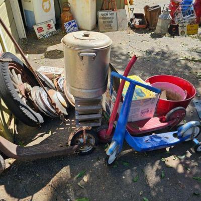 Estate sale photo