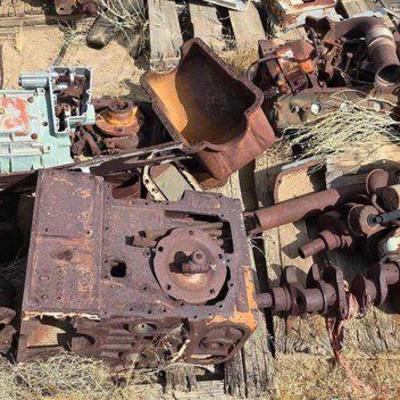 #2268 • Engine Block, Valve Cover, Crank Shafts, Axles, Heads and Misc Car Parts
