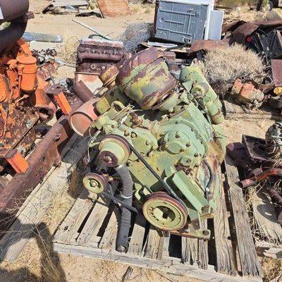 #2266 • Detroit Diesel Engine
