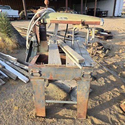 #2512 • Dewalt Table Saw
